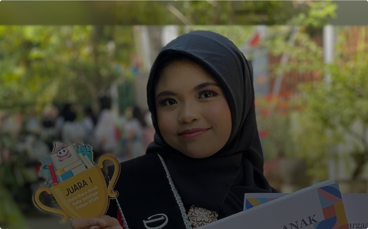 Putri Pertiwi meraih penghargaan Geografi