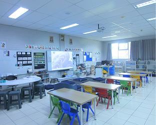 Ruang kelas modern Al-Azhar Kelapa Gading