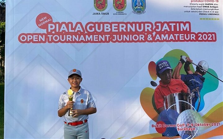 Siswa SD Islam Juara Turnament Golf